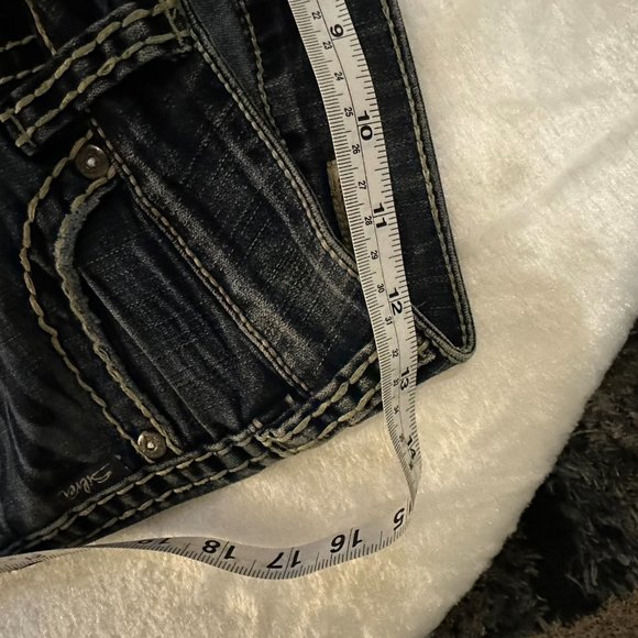 Silver denim slim bootcut jeans.  Embroidered, buttoned back pockets.  Size 24 - Picture 7 of 11